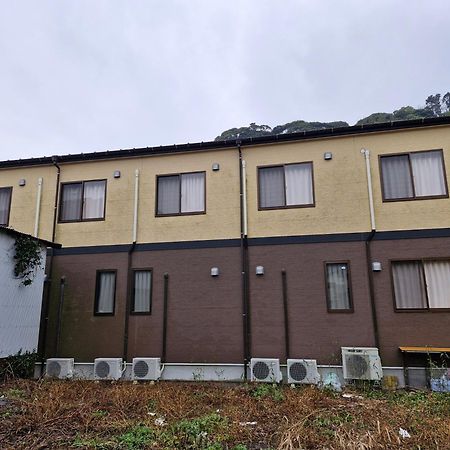 Midori Guesthouse&Hostel สึชิมะ ภายนอก รูปภาพ