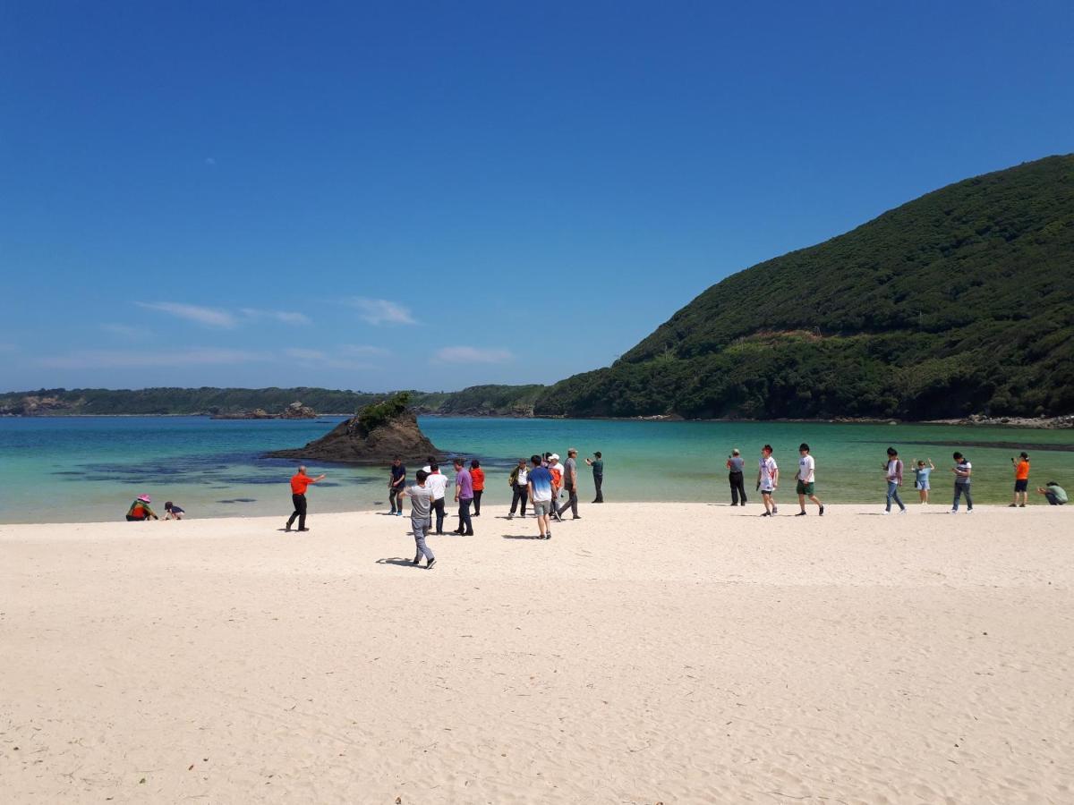 Midori Guesthouse&Hostel สึชิมะ ภายนอก รูปภาพ