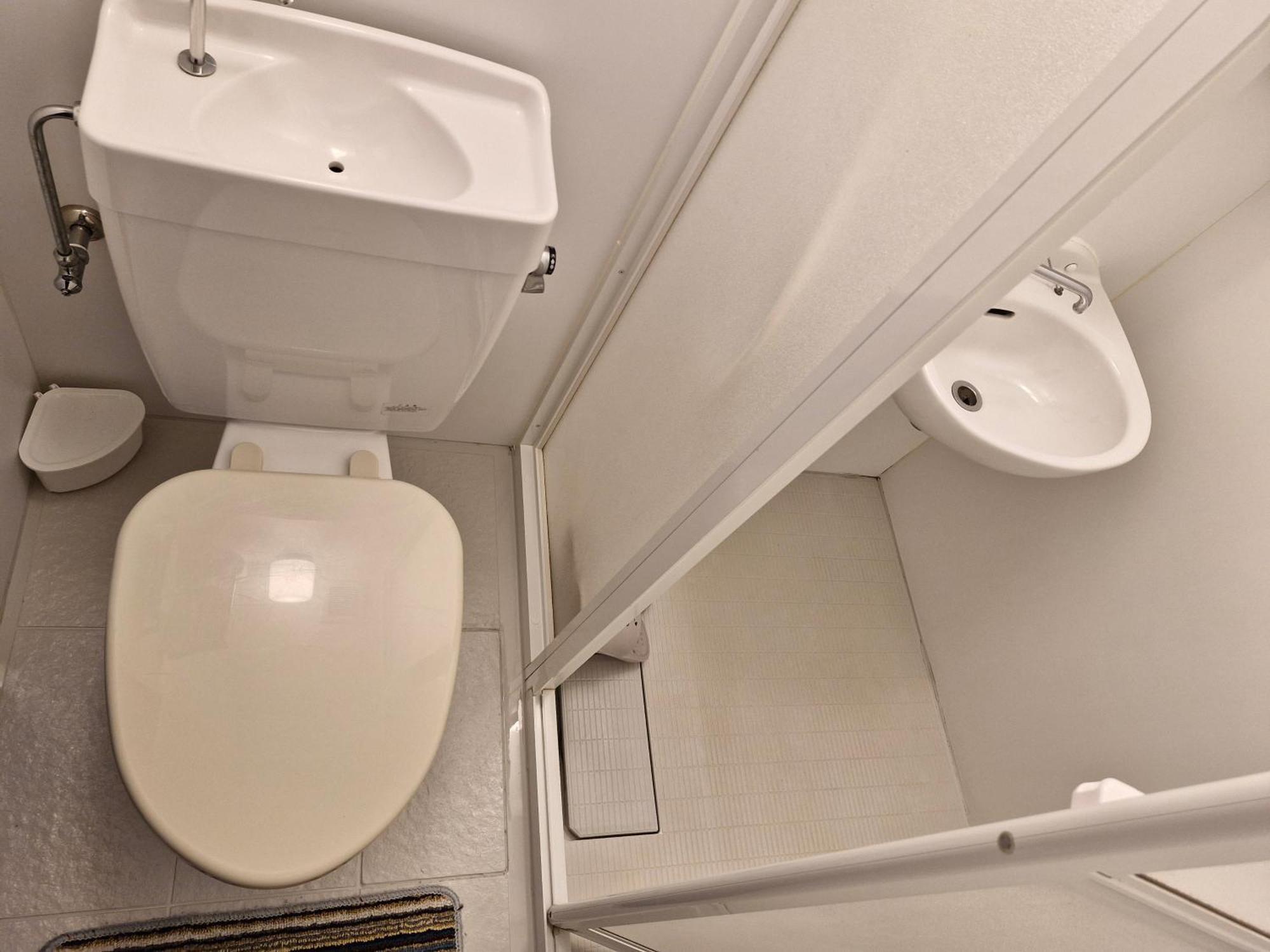 Midori Guesthouse&Hostel สึชิมะ ภายนอก รูปภาพ