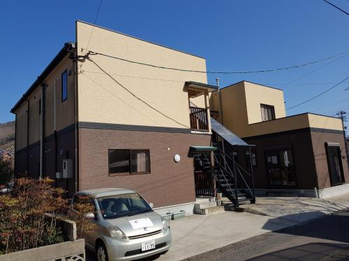Midori Guesthouse&Hostel สึชิมะ ภายนอก รูปภาพ